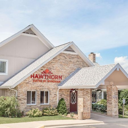 Hawthorn Extended Stay By Wyndham Green Bay Exterior photo