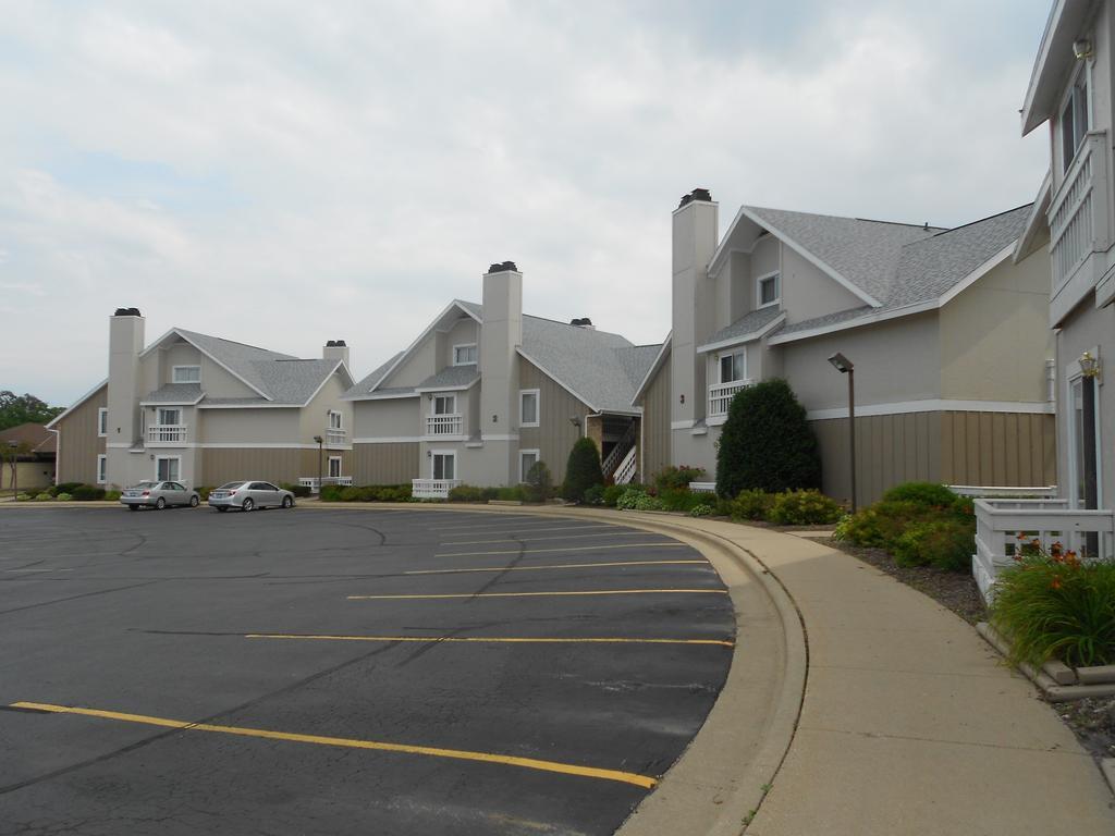 Hawthorn Extended Stay By Wyndham Green Bay Exterior photo